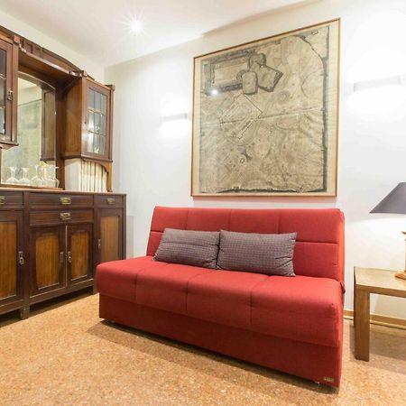 Ca Grimani Private Terrace Apartment เวนิส ภายนอก รูปภาพ