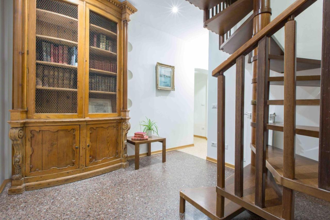 Ca Grimani Private Terrace Apartment เวนิส ภายนอก รูปภาพ