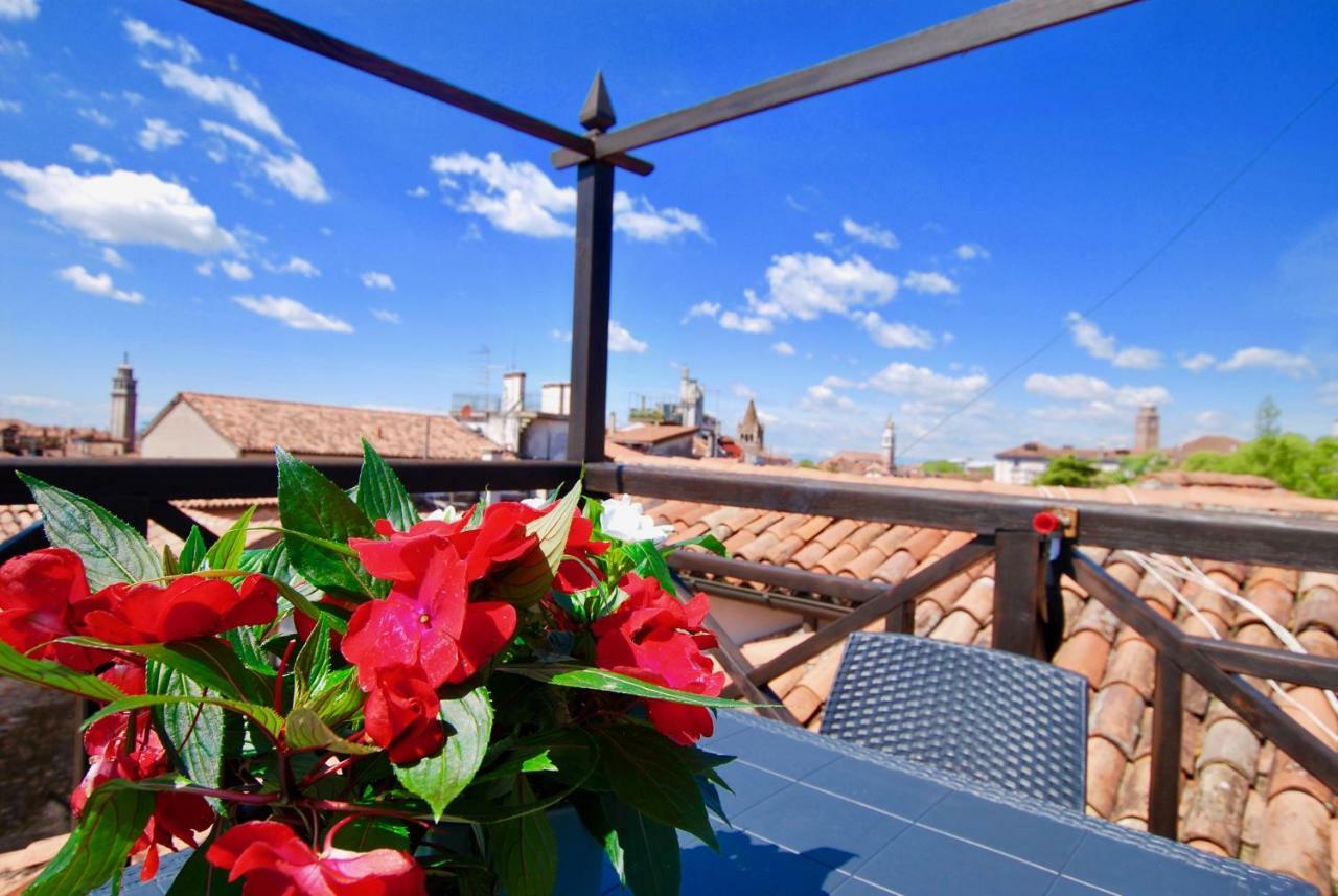 Ca Grimani Private Terrace Apartment เวนิส ภายนอก รูปภาพ